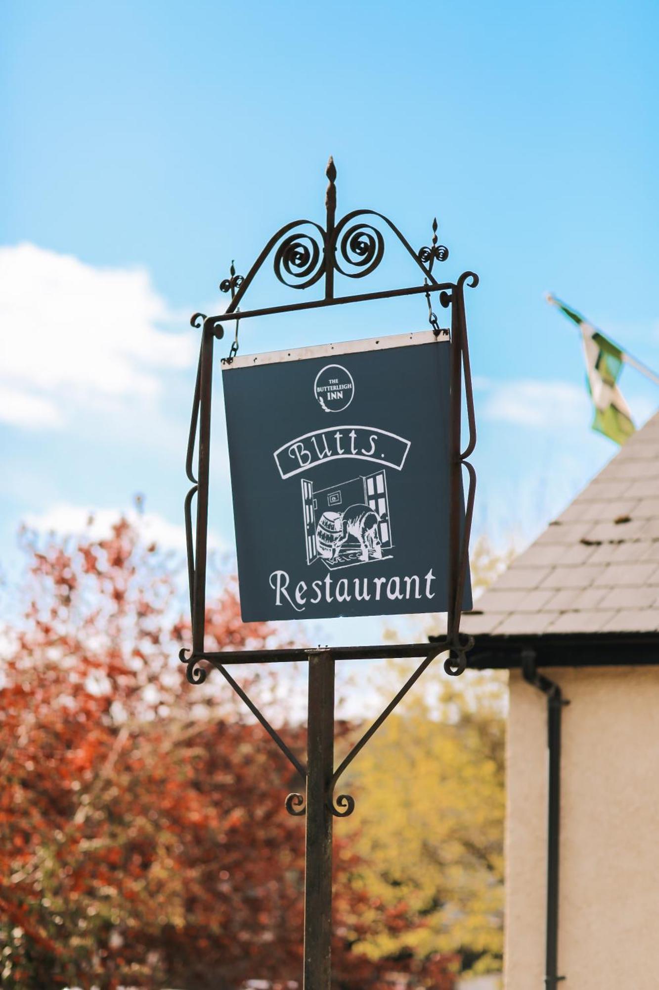 The Butterleigh Inn Кълъмптън Екстериор снимка